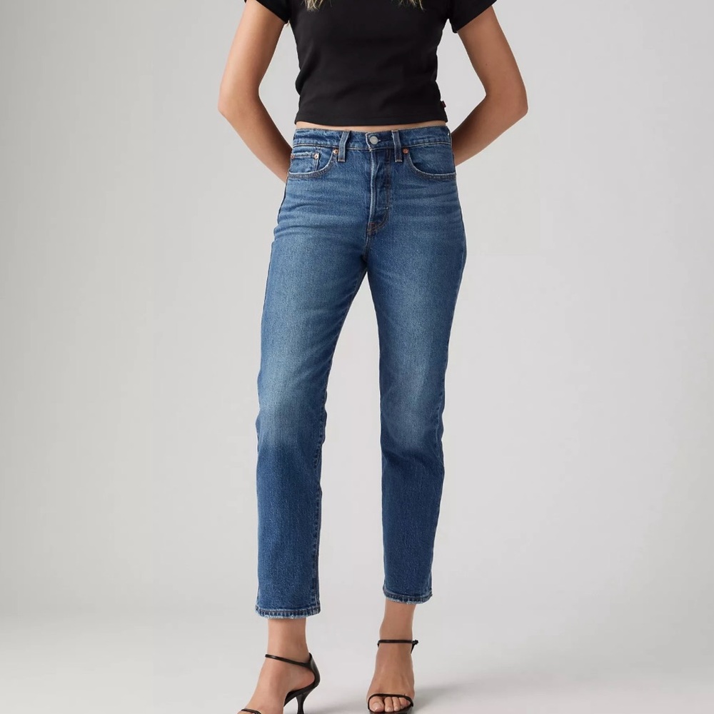 Levi's The Wedgie Blue Straight Leg Jeans with Classic Fit